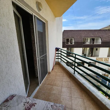 Comfy Beachfront - 50m From The Sea 公寓 格勒姆