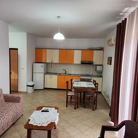 아파트 Comfy Beachfront - 50m From The Sea